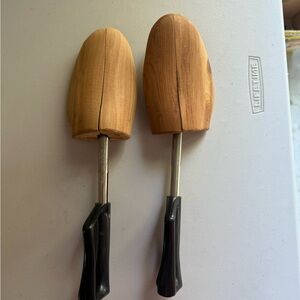 Wooden Shoe Trees - Natural Wood